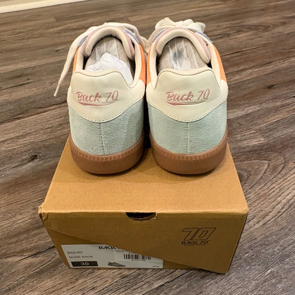 Stylish Multicolor Women's Sneakers - Picture 3 of 11